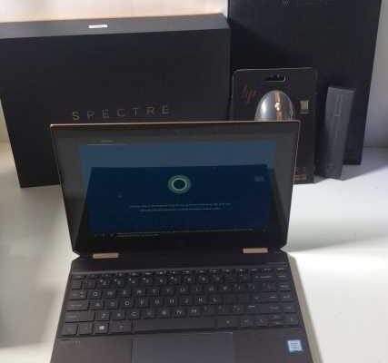<strong>ноутбук hp pavilion dv 7 1169 er fv 085 ea acb c процессором intel core 2 duo p 7350, 3 гб оперативной памяти, 320 гб жестким диском, wi-fi, bluetooth и 17-дюймовым экраном.</strong>